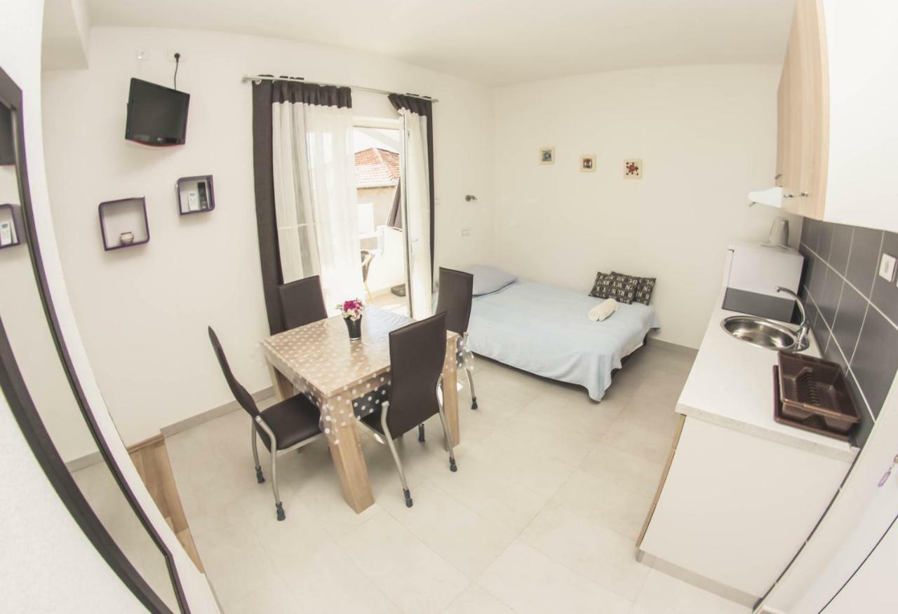 Apartmani Bartolic Rogoznica  Exteriér fotografie